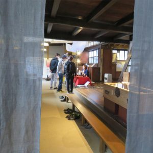 統工芸士による蒔絵実演